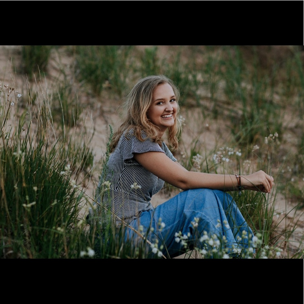 Meet your Posher, Olivia
